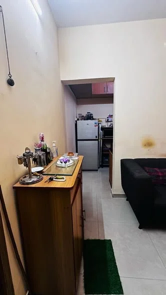 Single Occupancy in 2 BHK Flat for Rent in Dadar Hindu Colony