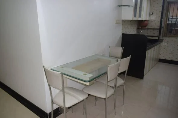 Double Occupancy for Female in 2 BHK Flat for Rent in prabhadevi Mumbai