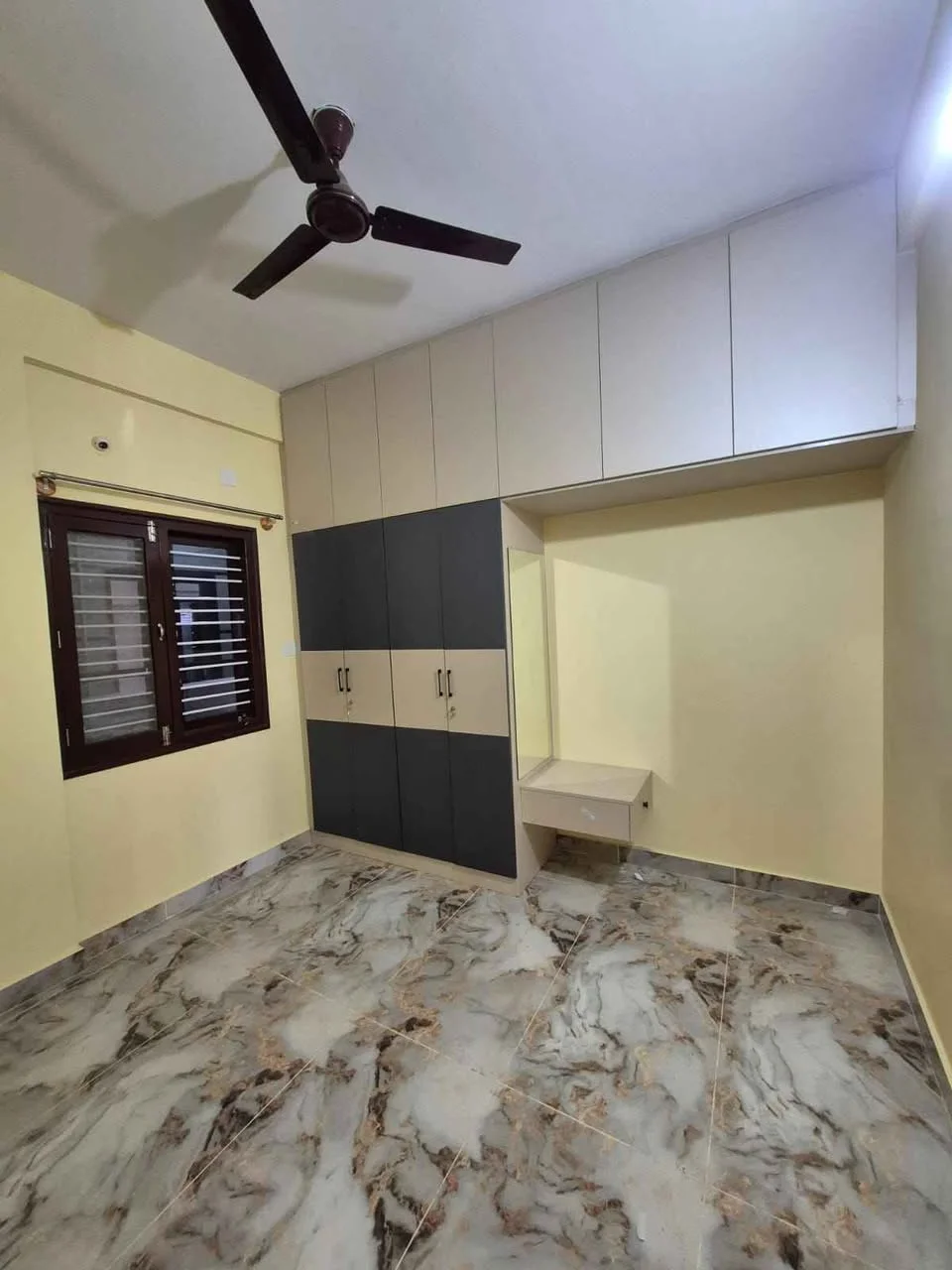 1 BHK Flat for Rent in kudlu gate near hsr layout