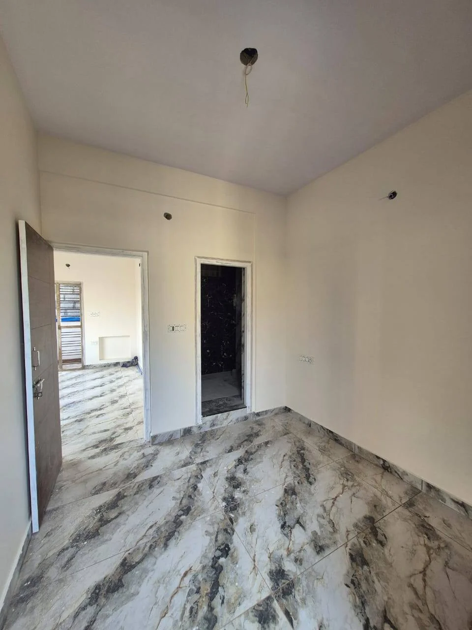 2 BHK Flat for Rent in kudlu gate near hsr 3km