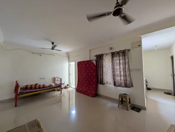Single Occupancy for Male in 3 BHK Flat for Rent in Kadubeesanhalli