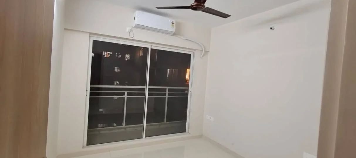 2 BHK Flat for Rent in Prabhadevi