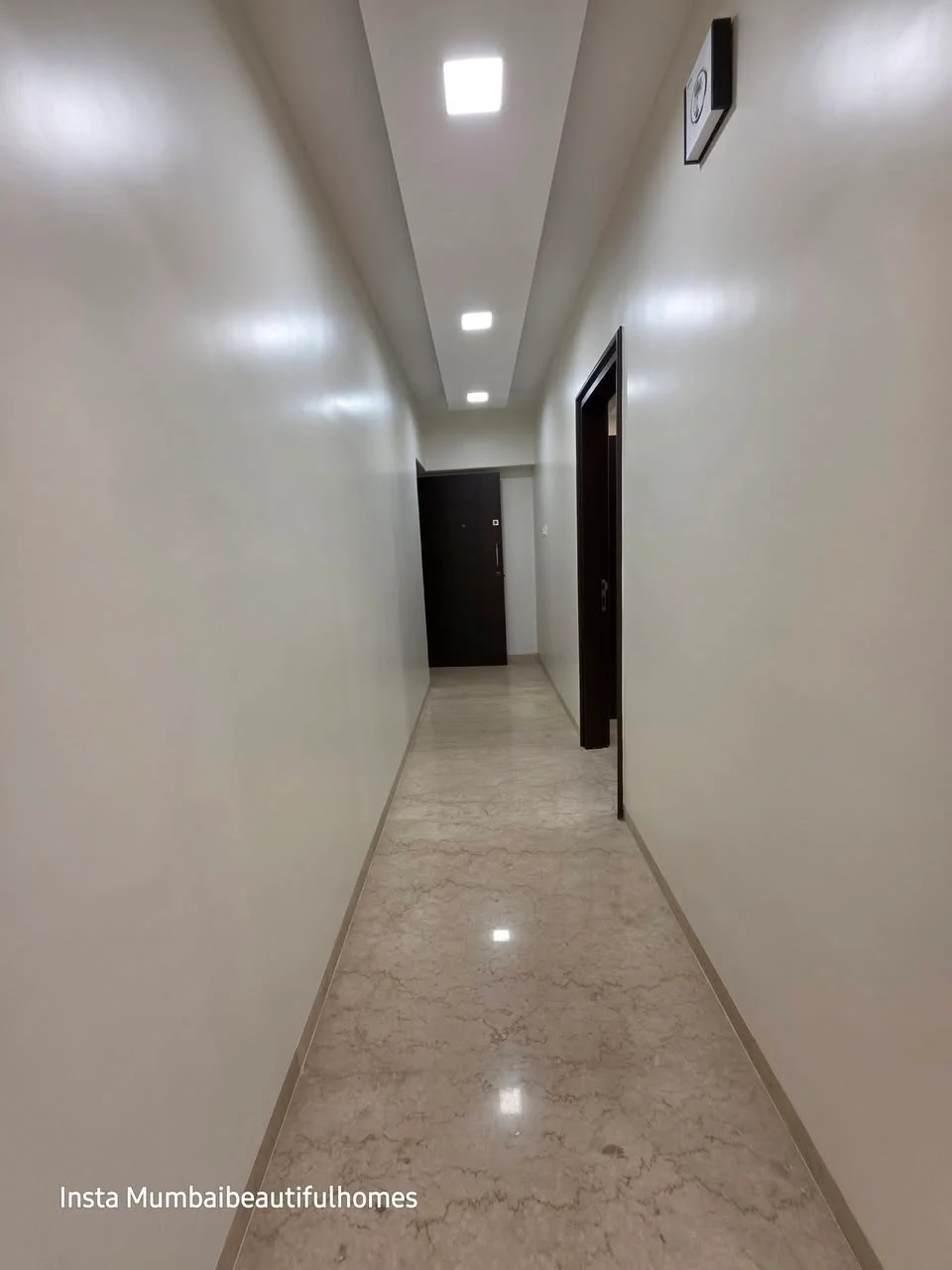 3 BHK Independent House for Rent in Khar Private Road