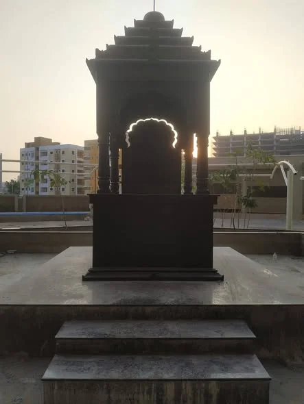 2 BHK Flat for Rent in hotel cloud 99