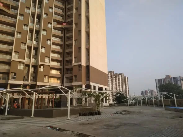 2 BHK Flat for Rent in hotel cloud 99