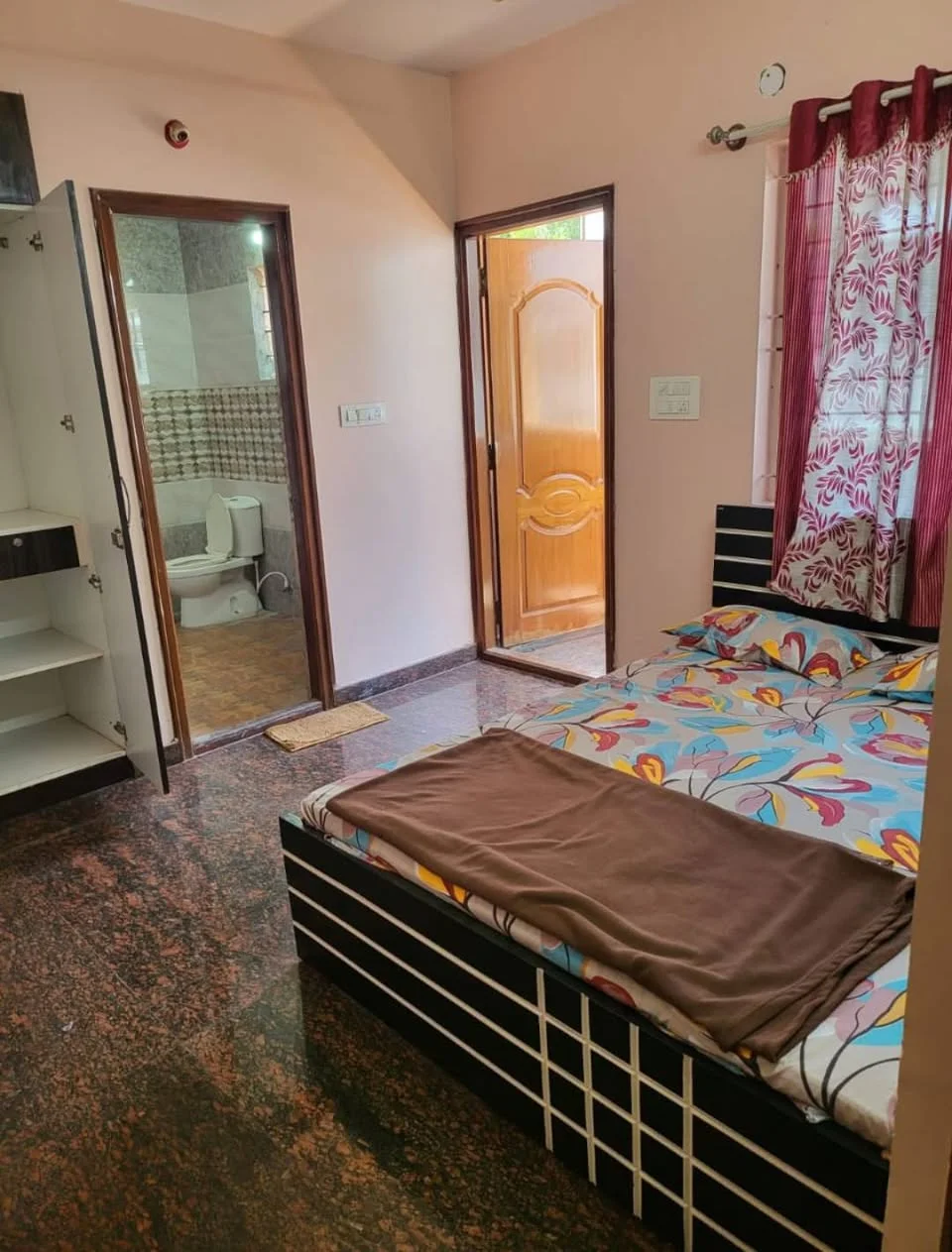 2 BHK Flat for Rent in JP Nagar