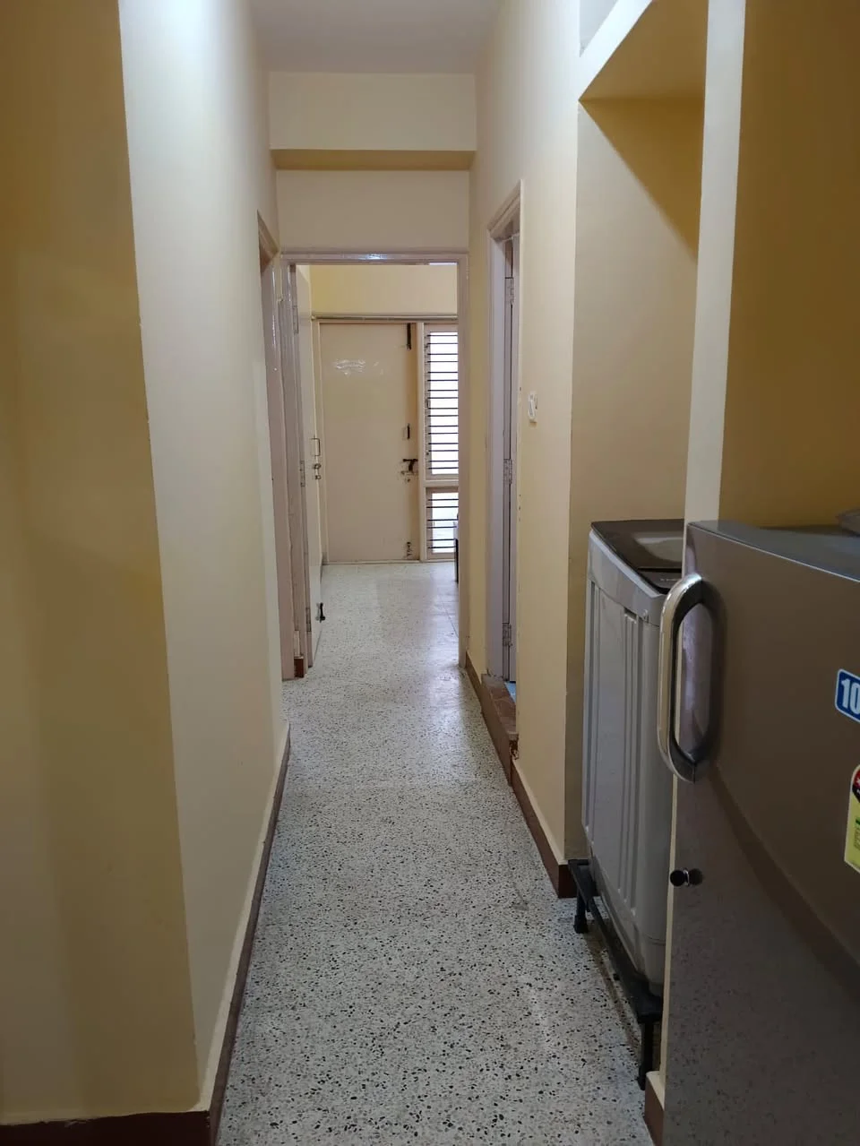 Single Occupancy for Male in 1 BHK Flat for Rent in AECS Layout