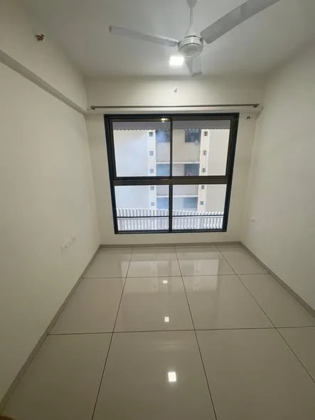 2 BHK Flat for Rent in Chandak 34 Park