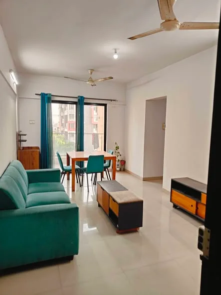 2 BHK Flat for Rent in Ivy Estate
