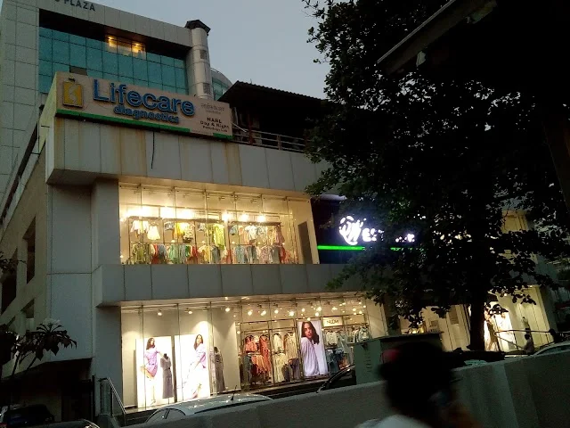 2 BHK Flat for Sale in Manish Nagar 4bunglows area