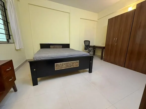 Single Occupancy for Female in 3 BHK Flat for Rent in Haralur Road