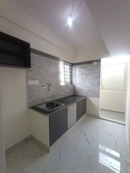 2 BHK Flat for Rent in Singasandra near to HSR layout
