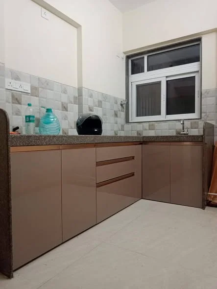 2 BHK Flat for Rent in Mumbai