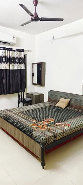 Single Occupancy for Male in 2.5 BHK Flat for Rent in Goregaon West