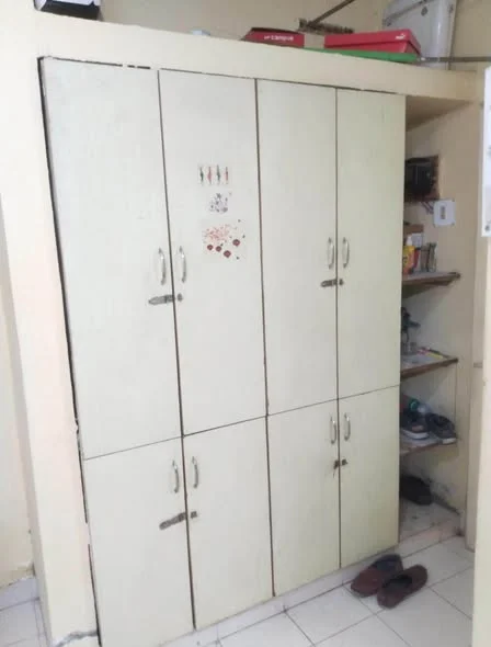 1 BHK Flat for Rent in bungalow in available bed and wardrobe western washroom nice peaceful location all facilities near by