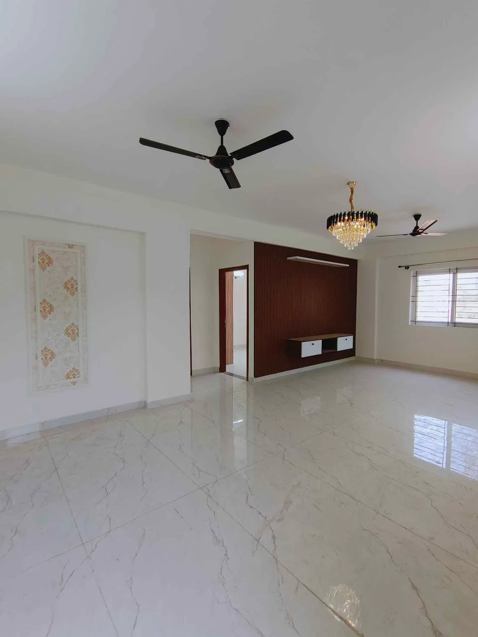 3 BHK Flat for Rent Close to all teck parks Gated Layout appartment Easy to access Bellandur