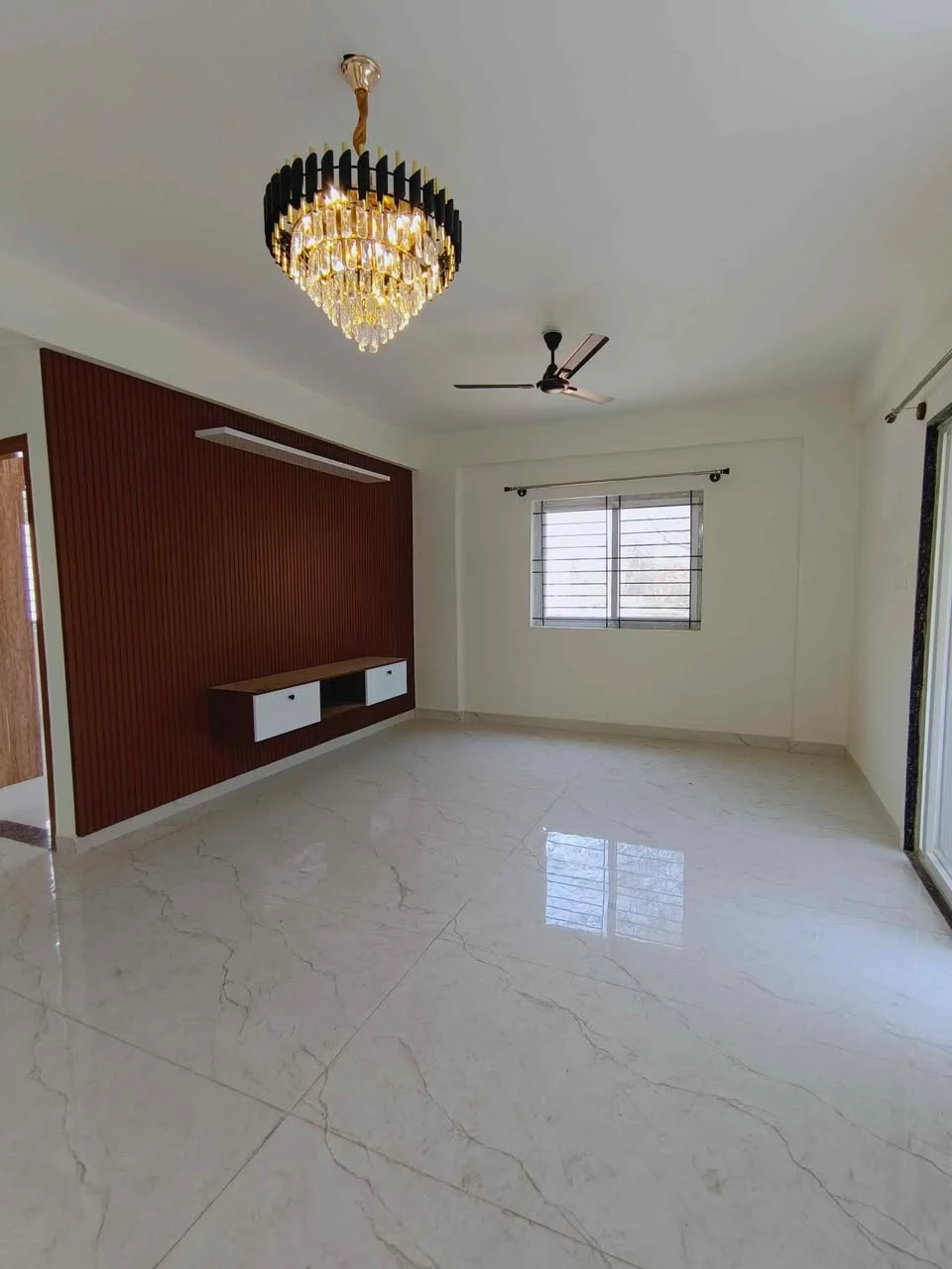 3 BHK Flat for Rent Close to all teck parks Gated Layout appartment Easy to access Bellandur