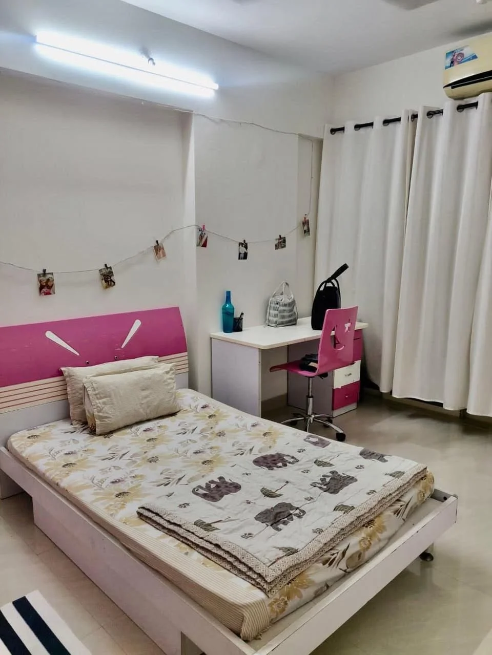 Single Occupancy for Female in 1 BHK Flat for Rent in Kohinoor City near BKC