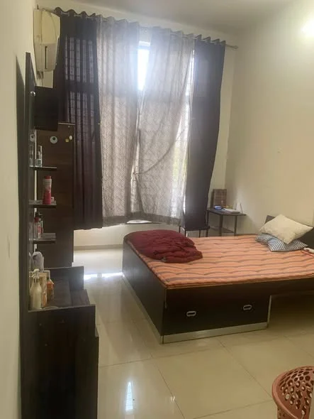 2.5 BHK Flat for Rent in Fucher Tower