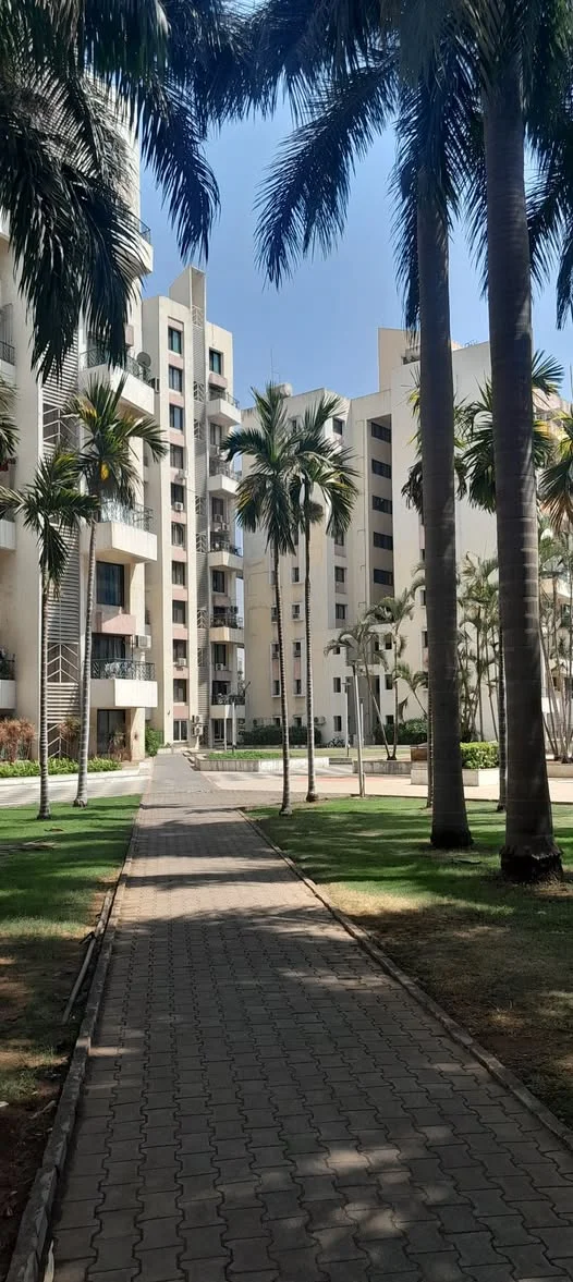 2 BHK Flat for Sale in Magarpatta City