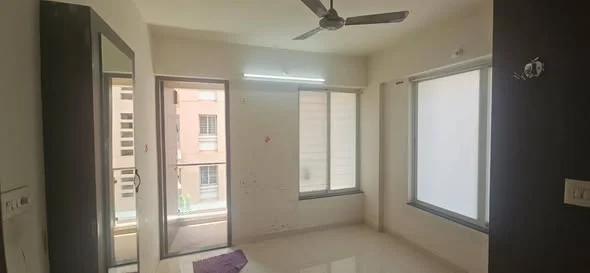 2 BHK Flat for Rent in Pan Card Club Road