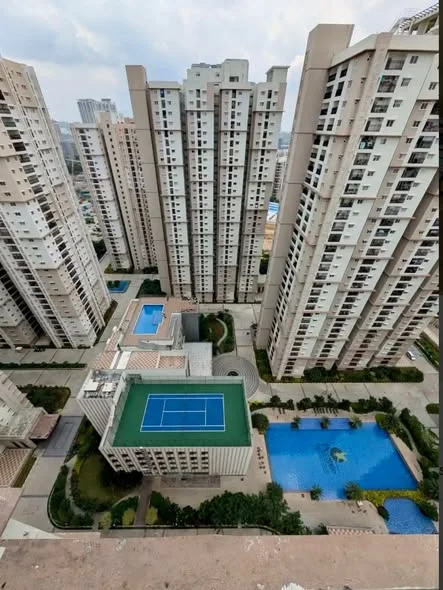 Single Occupancy for Female in 1 BHK Flat for Rent in Financial District