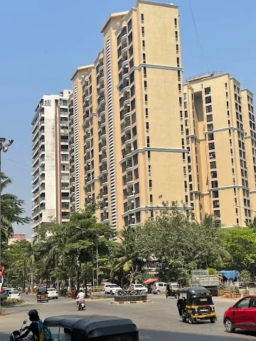 2 BHK Flat for Rent in oshiwara patliputra