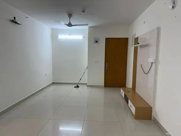 2 BHK Flat for Rent in Kondapur Botanical Garden AMB Mall Road Side