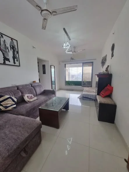 1.5 BHK Flat for Rent in nearby Dindoshi metro