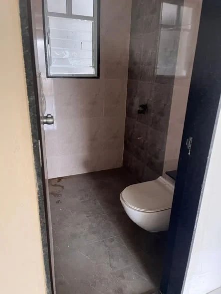 3 BHK Flat for Rent in 29 Gold Coast Society