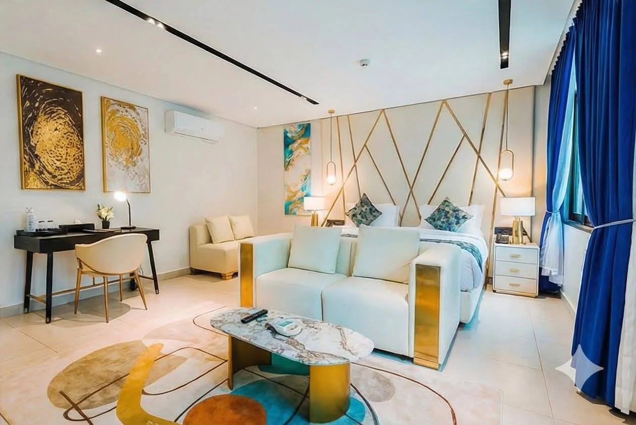 3 BHK Flat for Rent in Khar West