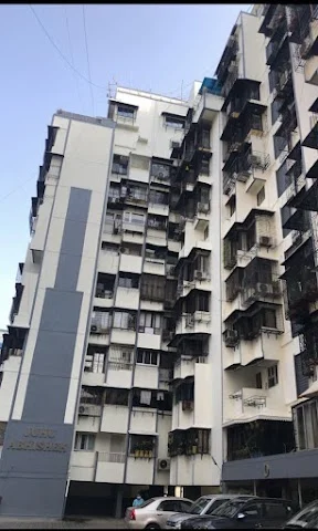 2 BHK Flat for Rent in Juhu Versova Link Road