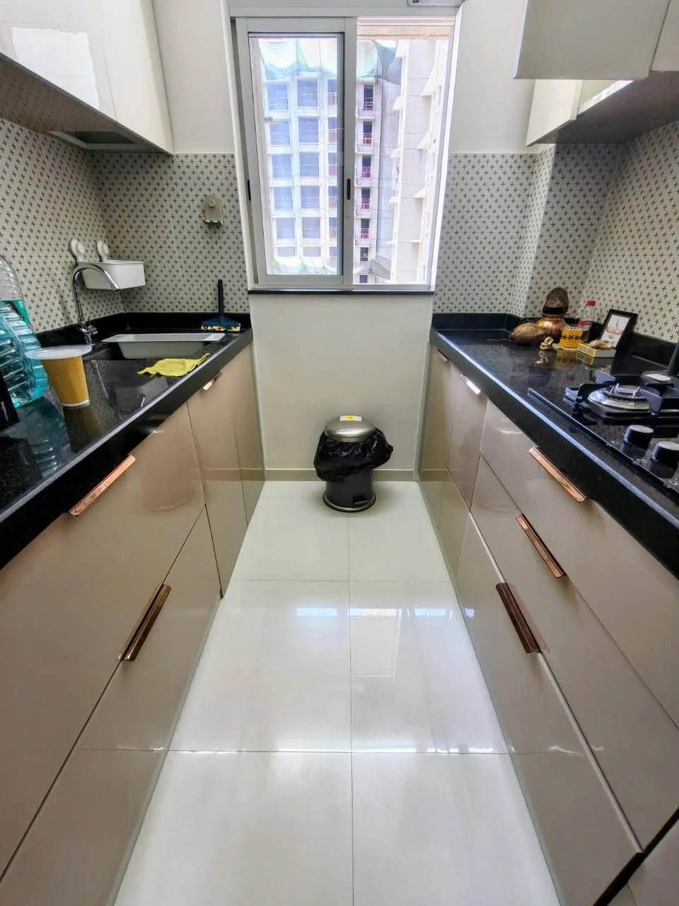 Flat for Rent in Lodha Amara - Thane