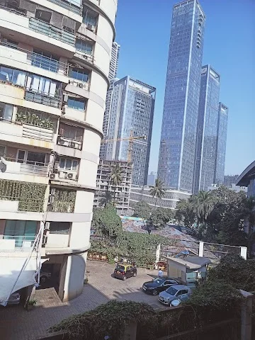 1 BHK Flat for Rent in Lokhandwala market