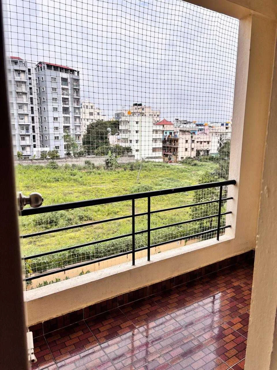 Single Occupancy for Female in 2 BHK Flat for Rent in Sarjapur Road