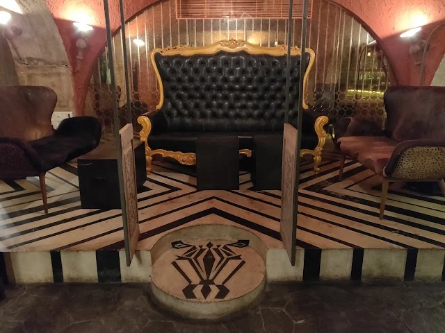 2 BHK Flat for Rent in Pali Hill/ Union Park Bandra West Khar West