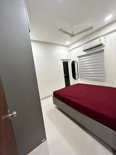 2 BHK Flat for Rent in Madhapur near season swimming pool