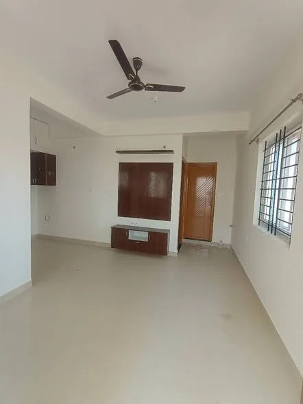1 BHK Flat for Rent in Singasandra near HSR layout