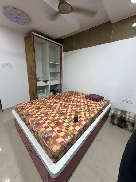 Single Occupancy for Female in 1 BHK Flat for Rent in Shere Punjab Andheri East