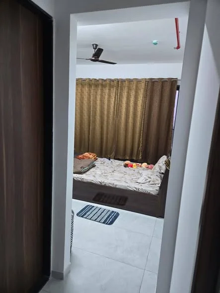 Single Occupancy for Male in 1 BHK Flat for Rent in KP Annex Walking Distance KOPA Moll POONAWALA FINCORP