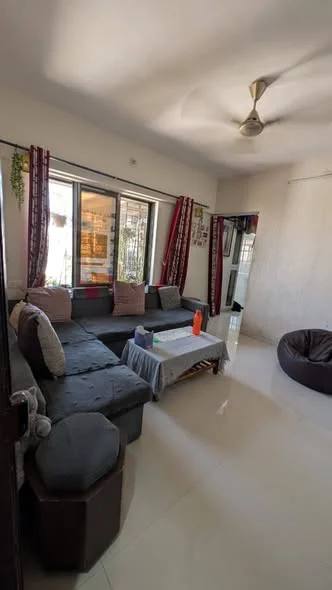 2 BHK Flat for Rent in Malad West marve road near orlem church Walking distance from Infinity mall and mind space