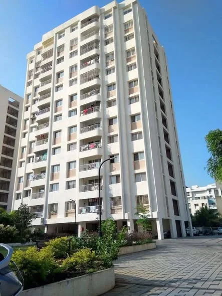 3 BHK Flat for Rent Near Suzlon Amanora Mall Magarpatta City Hadapsar