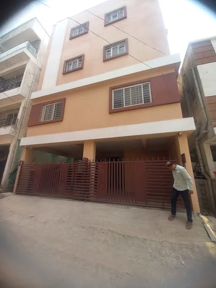 6 BHK Independent House for Rent in Moze Nagar