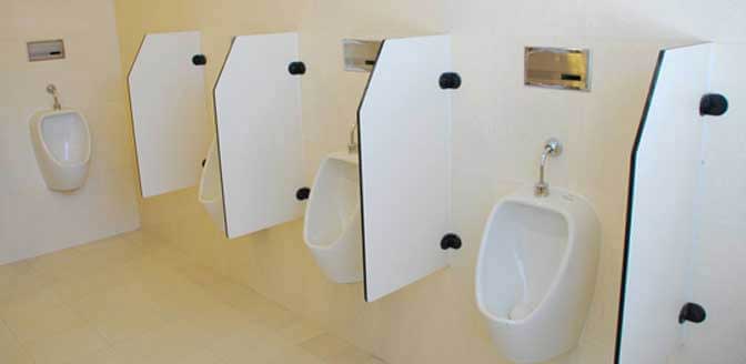 toilet-cubicle-india.jpg