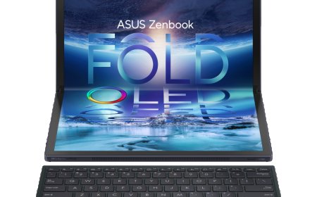 Asus Zenbook 17 Fold OLED (UX9702): Flexibility Meets Elegance