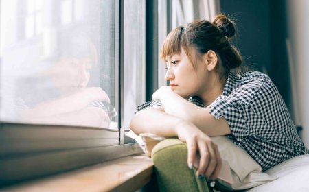 05 Therapist-Approved Approaches for Dealing with Loneliness