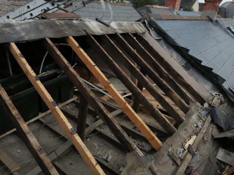 Are there emergency roofers in Dublin?