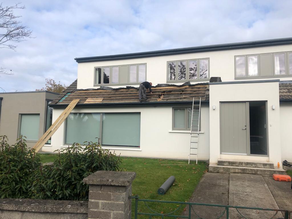Do you have any certifications or affiliations with roofing manufacturers in Dublin?