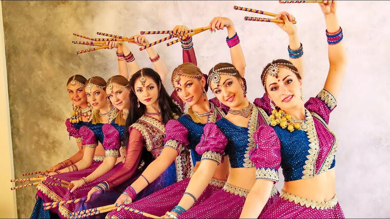 Indian Group - Dance