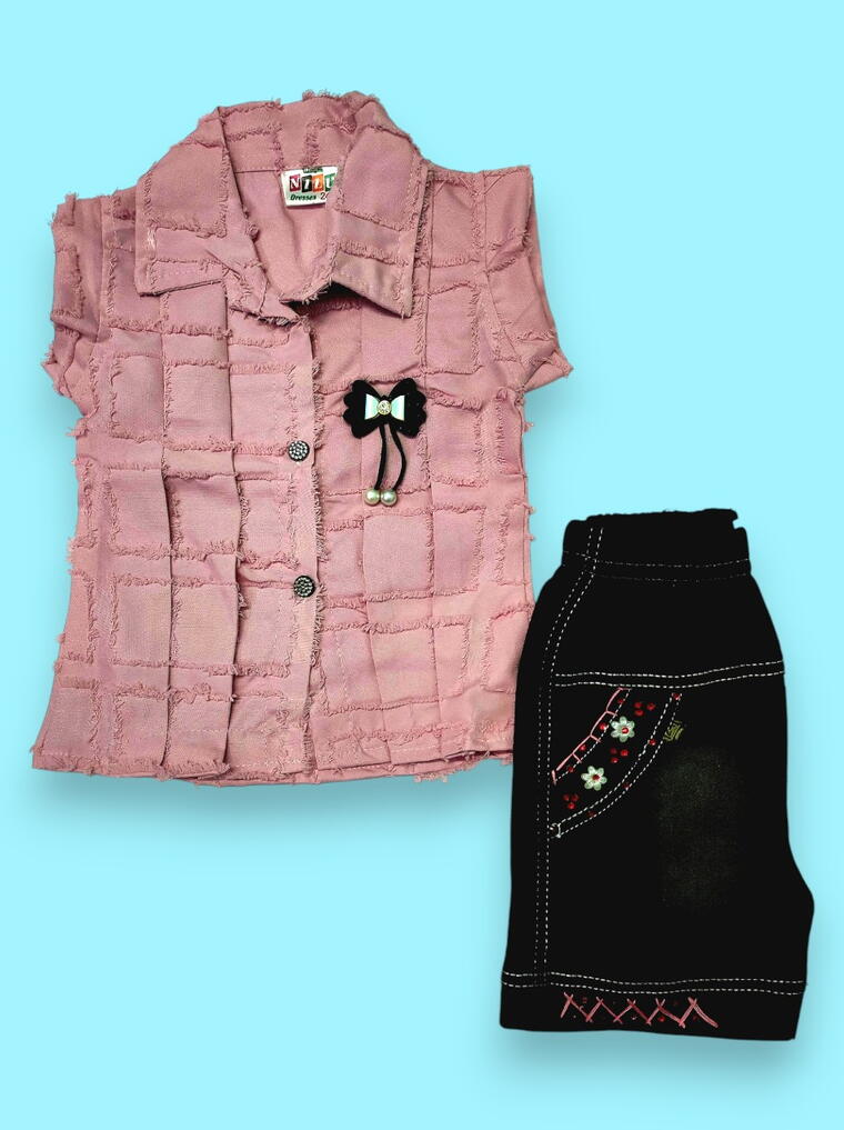 Trendy Pink Textured Girls’ Shirt & Black Skirt Set